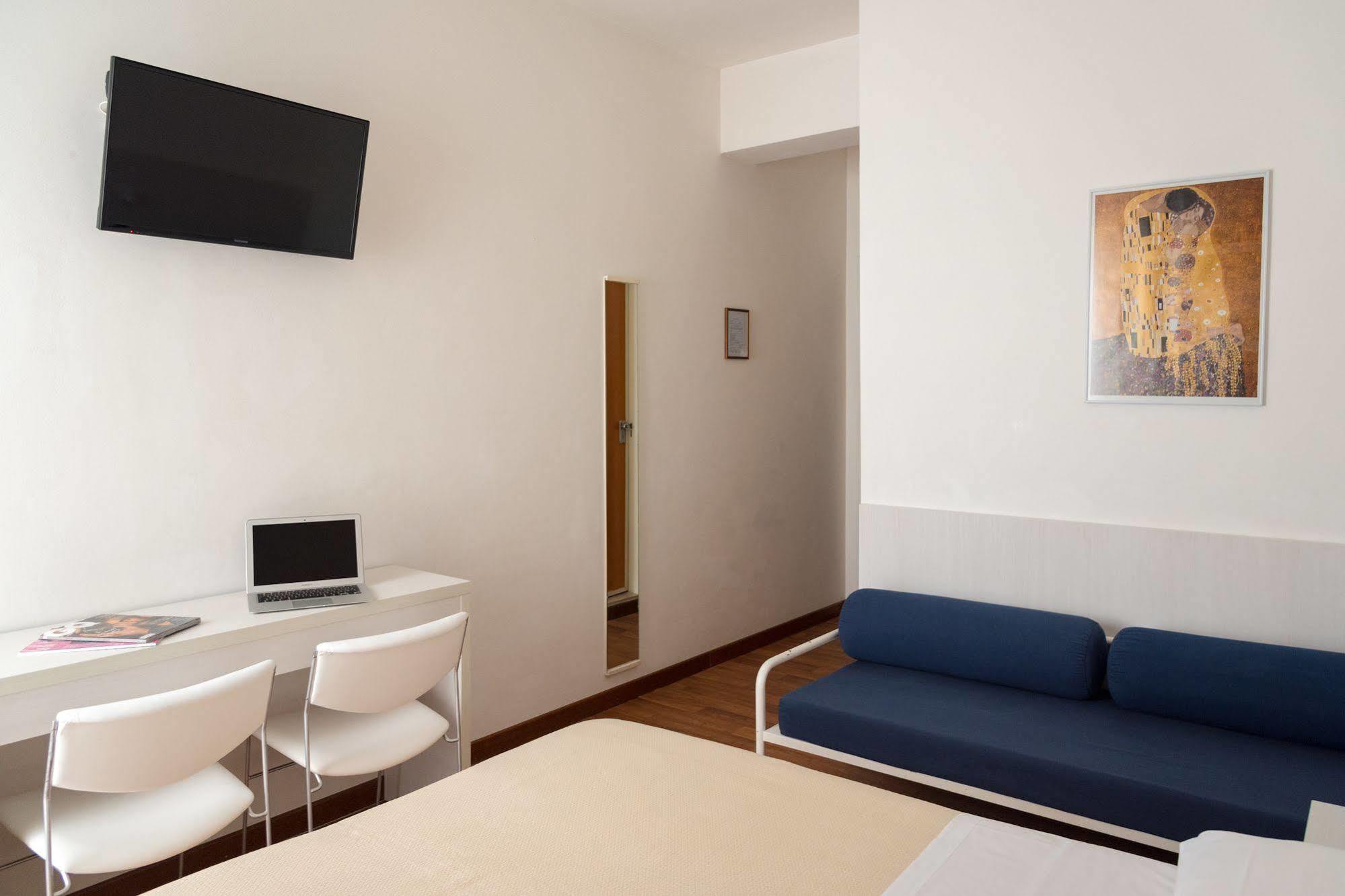 Hotel Nettuno Pesaro Exterior photo